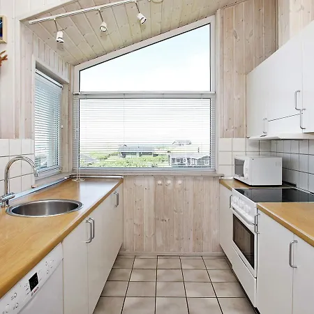 Four-bedroom Holiday In Hjorring 10 *