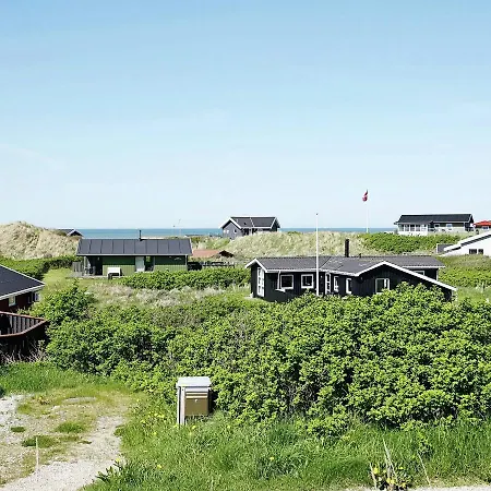 Four-bedroom Holiday In Hjorring 10 * Lønstrup